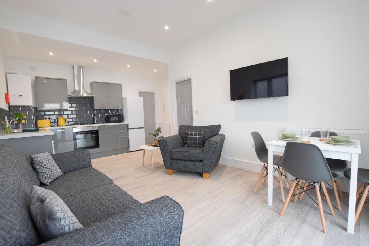 Stylish City Centre Apartments Lincoln Exterior photo