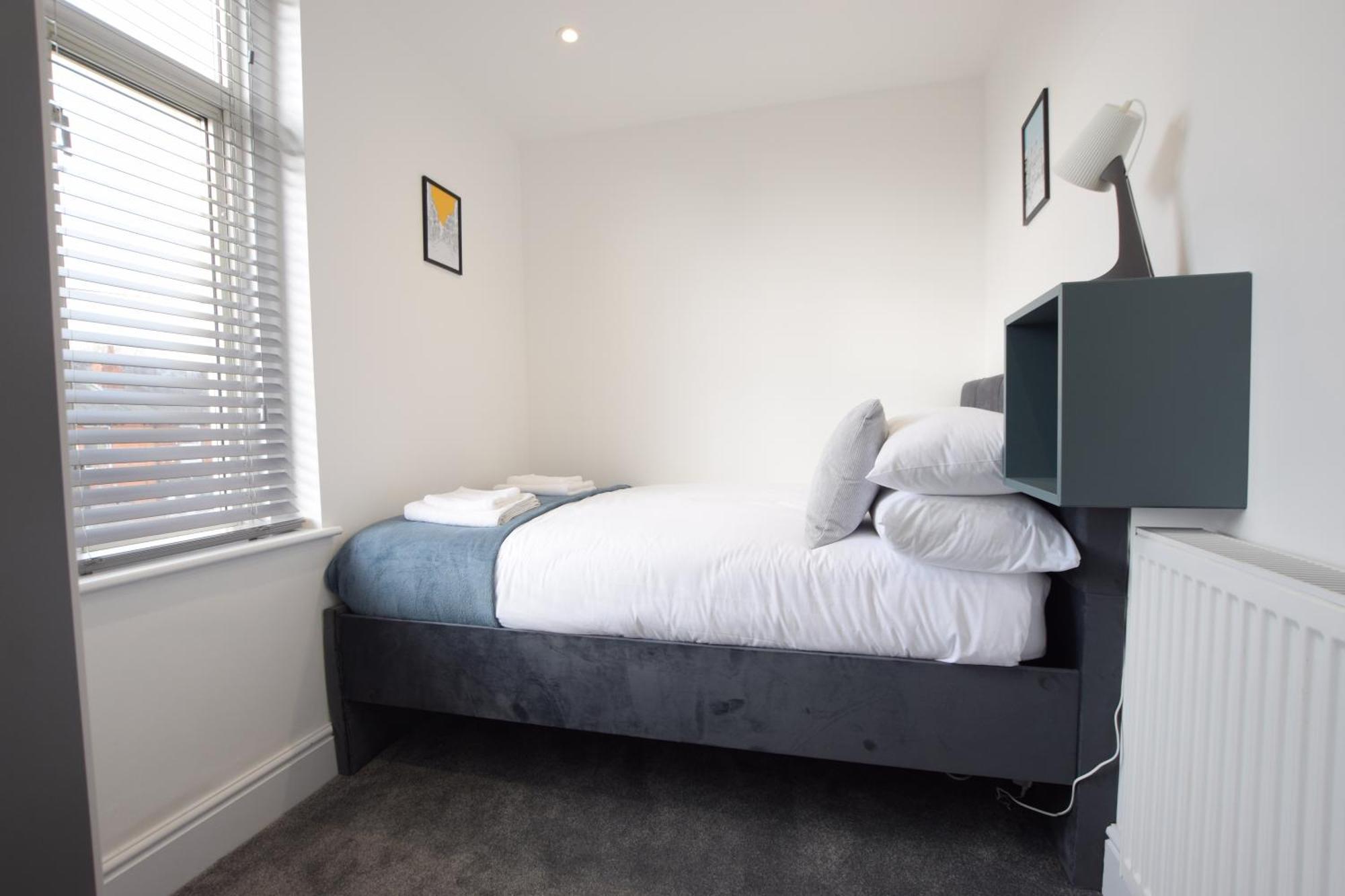 Stylish City Centre Apartments Lincoln Exterior photo
