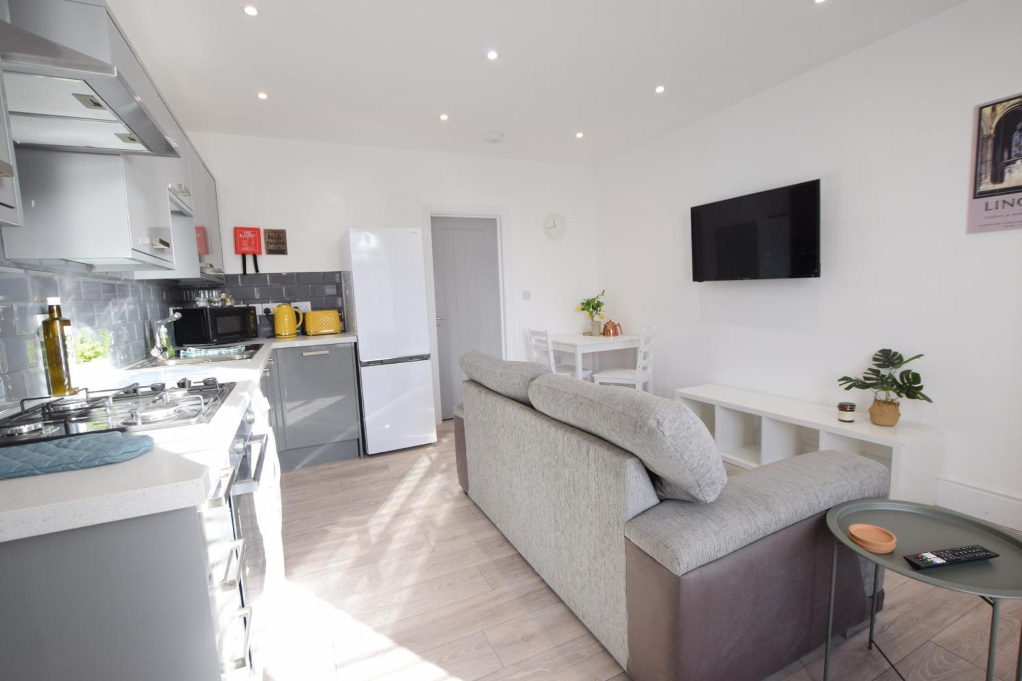 Stylish City Centre Apartments Lincoln Exterior photo